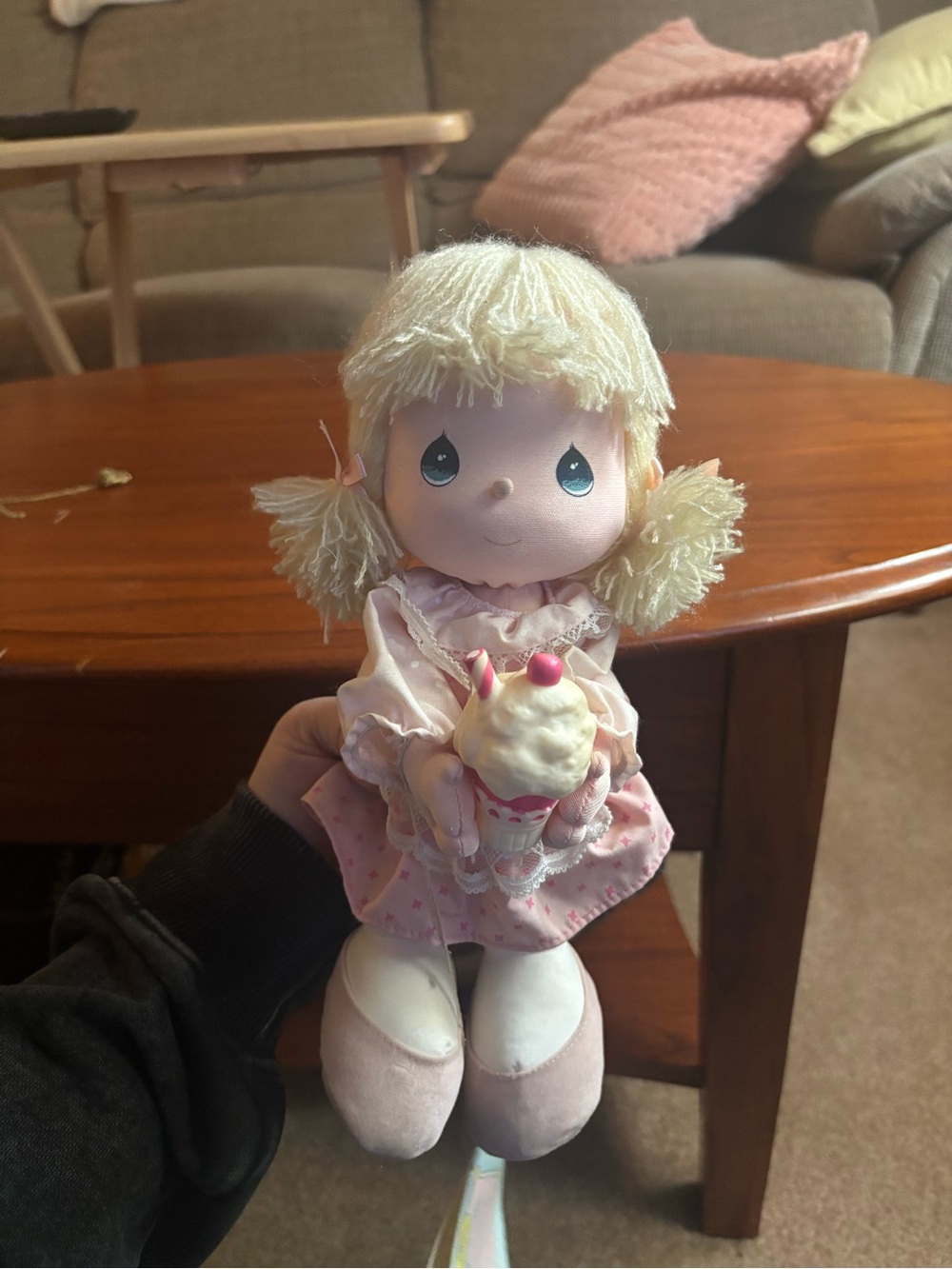 Vintage Precious Moments Applause Girl Doll Holding Cupcake Pink Dress